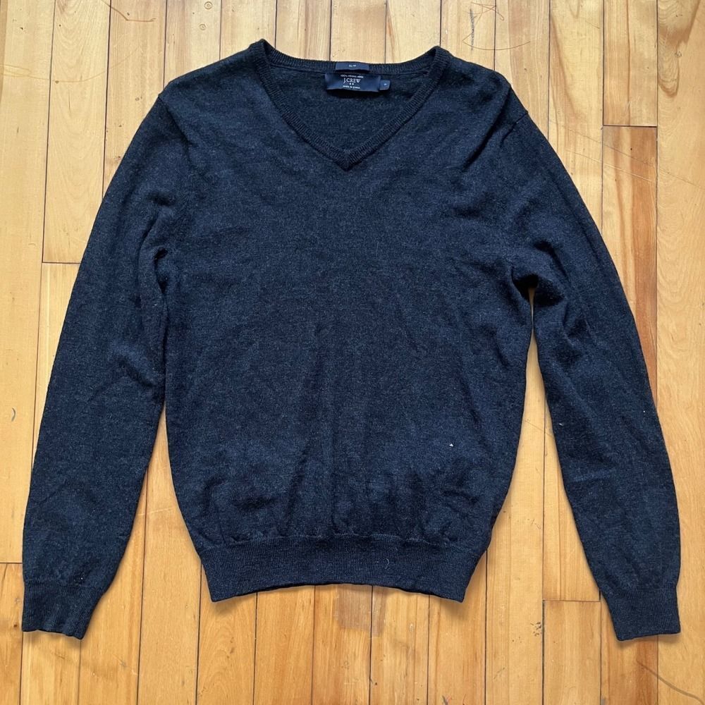 J Crew Slim Fit Dark Gray Merino Wool V Neck Sweater Mens Size S